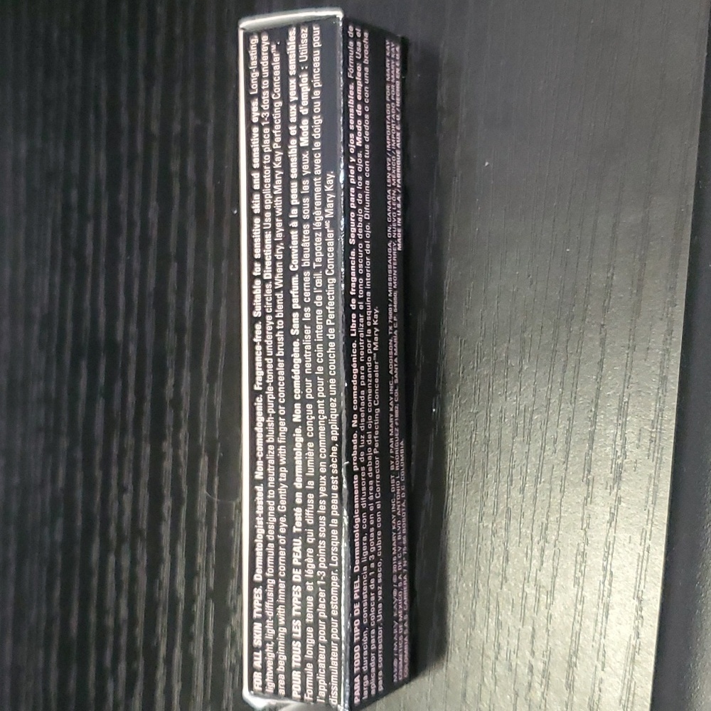 Mary Kay Undeeye Corrector - Picture 4 of 4